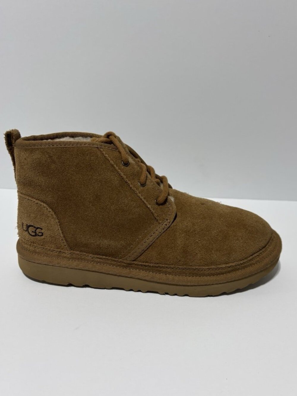 UGG Big Kids’ Neumel II Brown Suede Winter Boots, Size 5 M